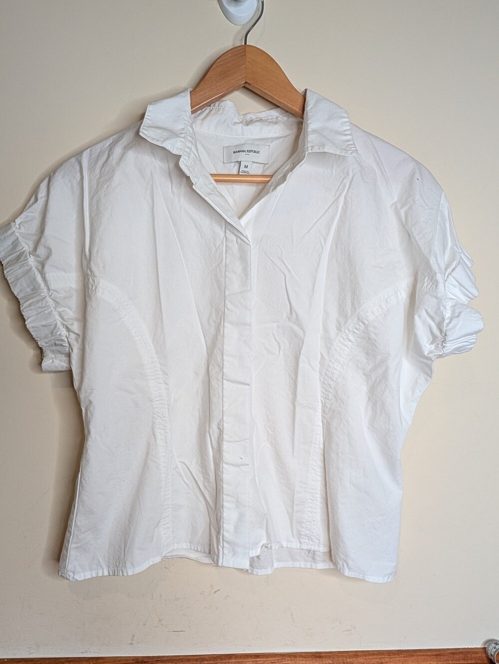 Banana Republic White Short-Sleeve Button-Front Shirt